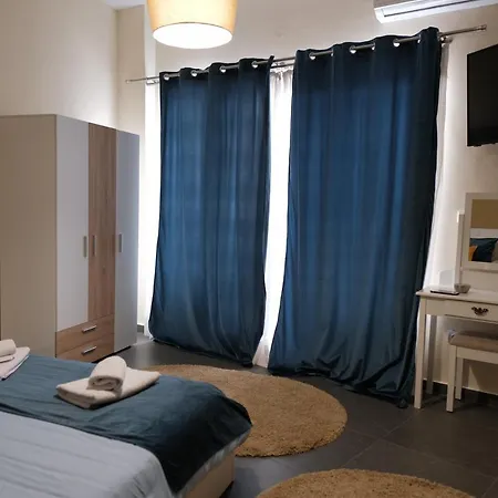 Violet Center شقة